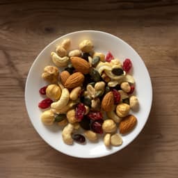 Energy Mix con Arachidi, Nocciole, Mandorle, Semi di Zucca, Anacardi e Mirtilli rossi