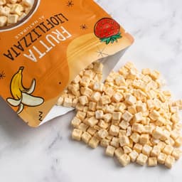 Banana liofilizzata a cubetti